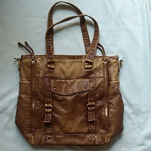 An shoulder/ satchel bag